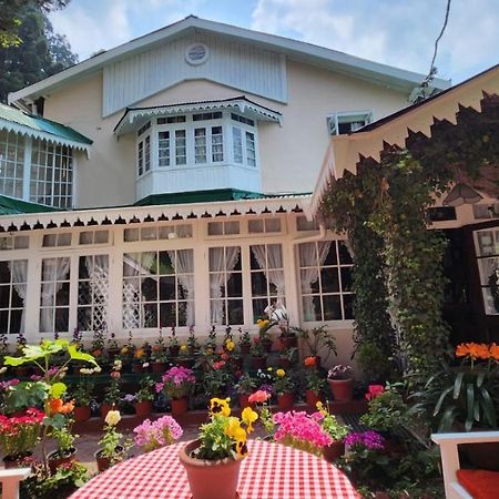 Ivanhoe Hotel ダージリン エクステリア 写真