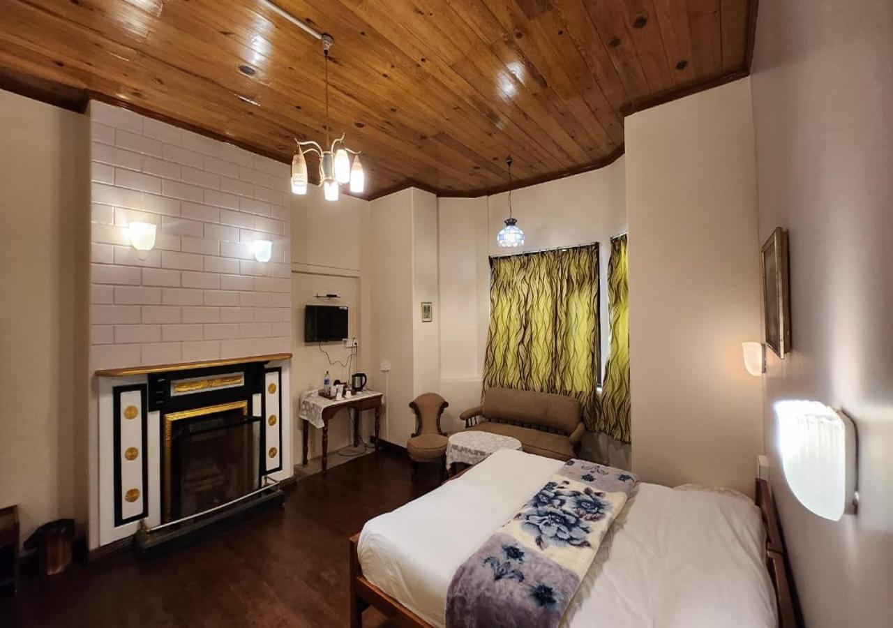 Ivanhoe Hotel ダージリン エクステリア 写真