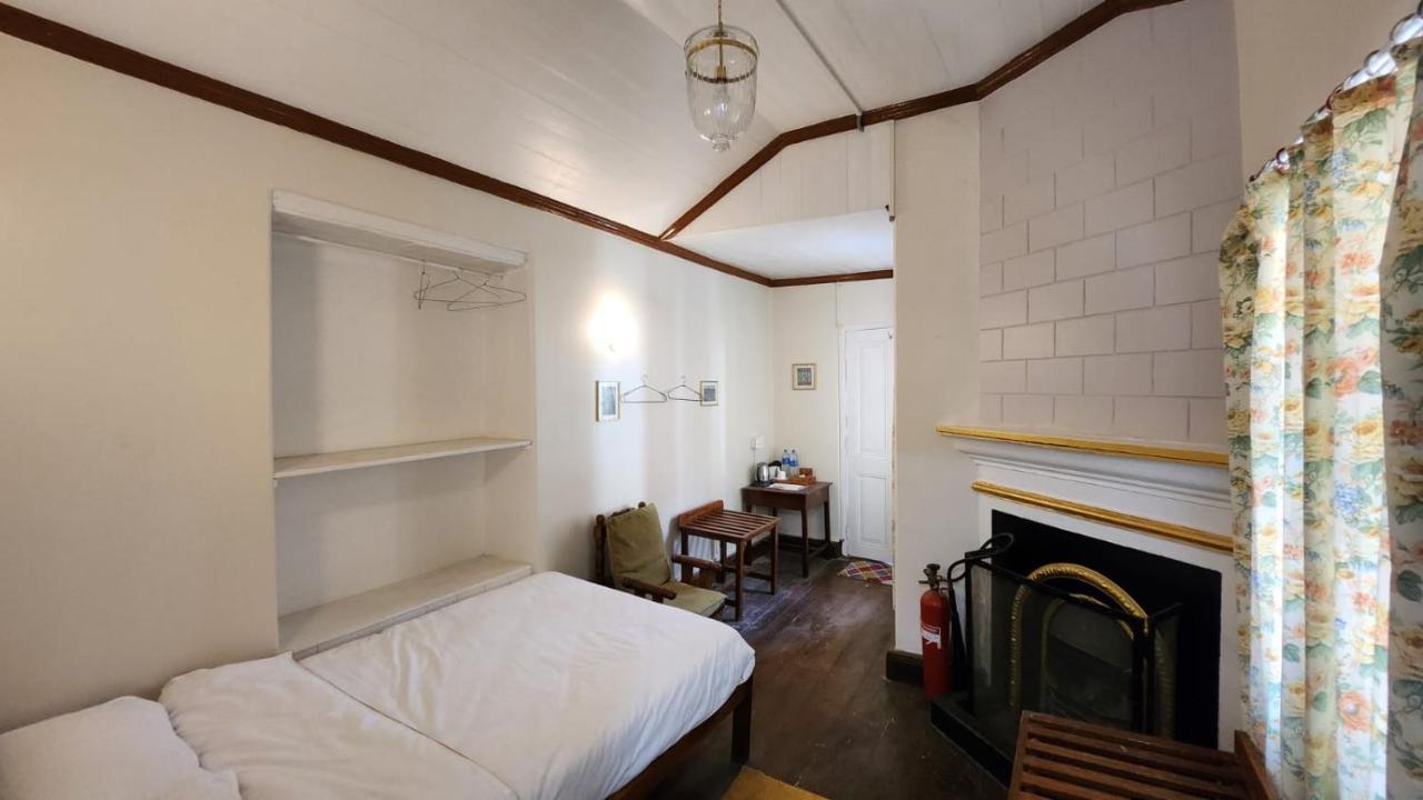 Ivanhoe Hotel ダージリン エクステリア 写真